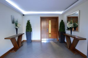 Photo 9- click for photo gallery